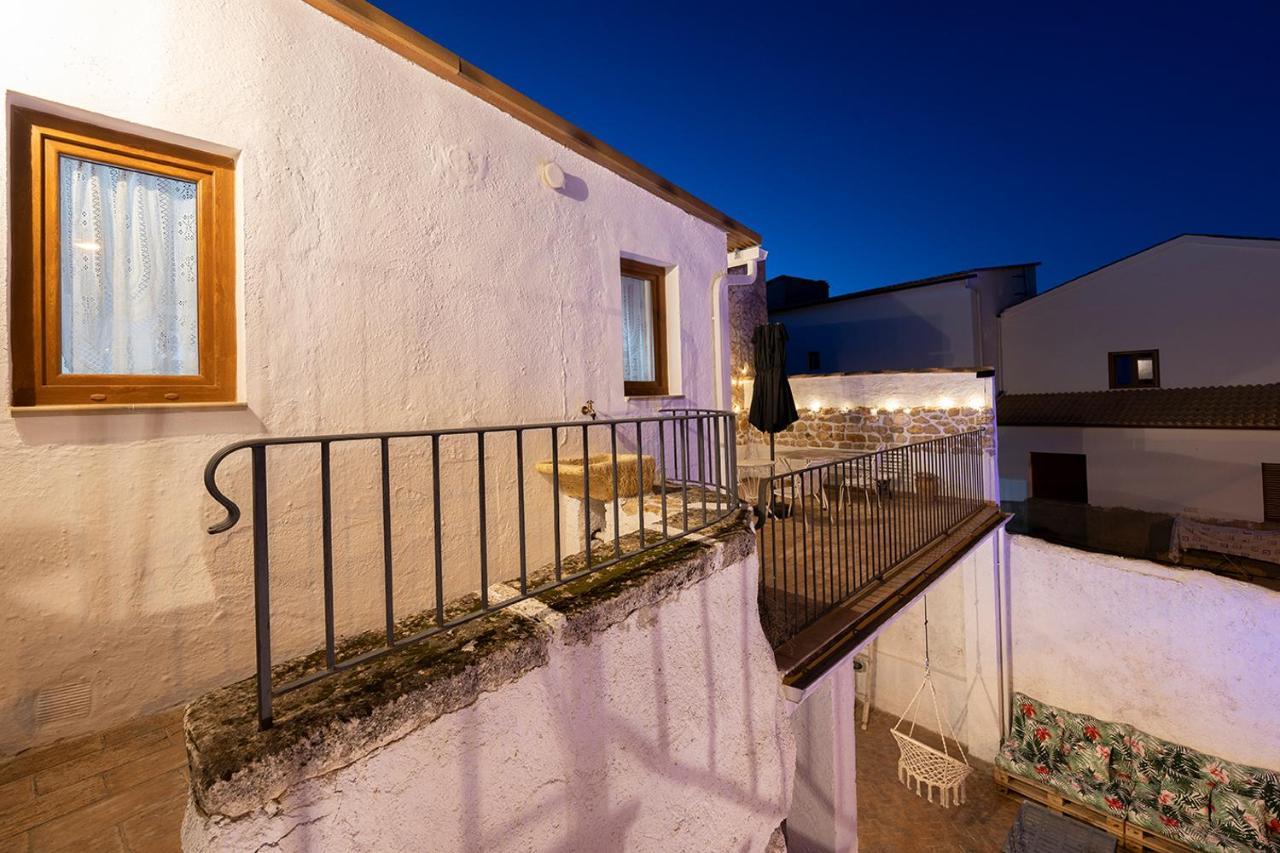 Pintoresco Alojamiento Rural La Camarilla Ribera Baja  Exterior photo